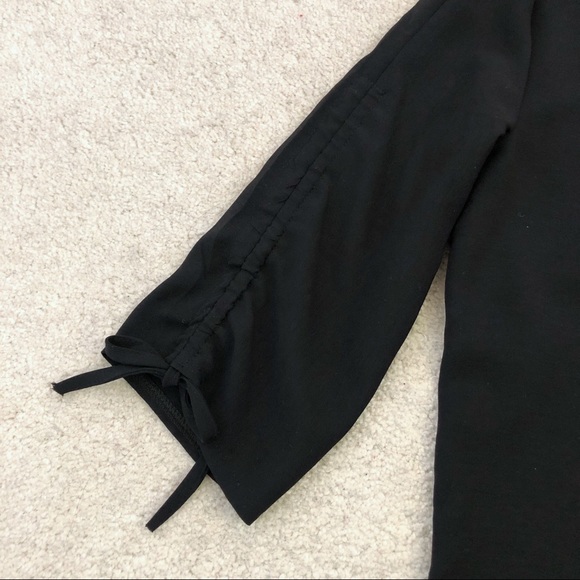 3 for $28🌼 Black Ruched Drawstring self-tie blouse - Picture 5 of 8